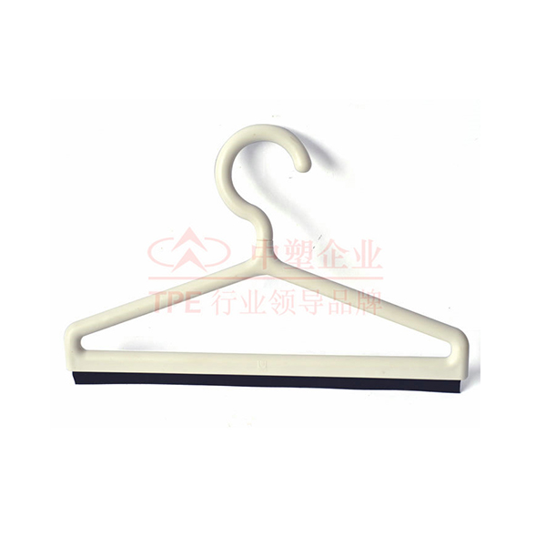 TPE注塑成型過程中出現突起鼓包的解決措施